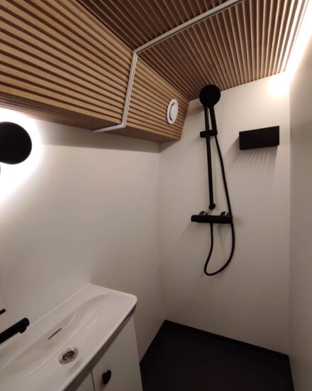 Linja-autosta matkailuautoksi Oulu