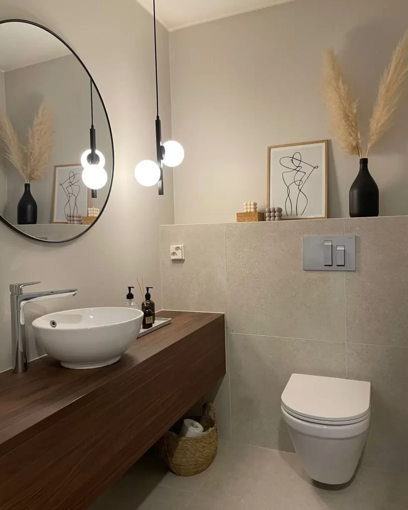 Kylpyhuoneremontti Kempeleessä – Iso laatta laatoitus modernissa märkätilassa